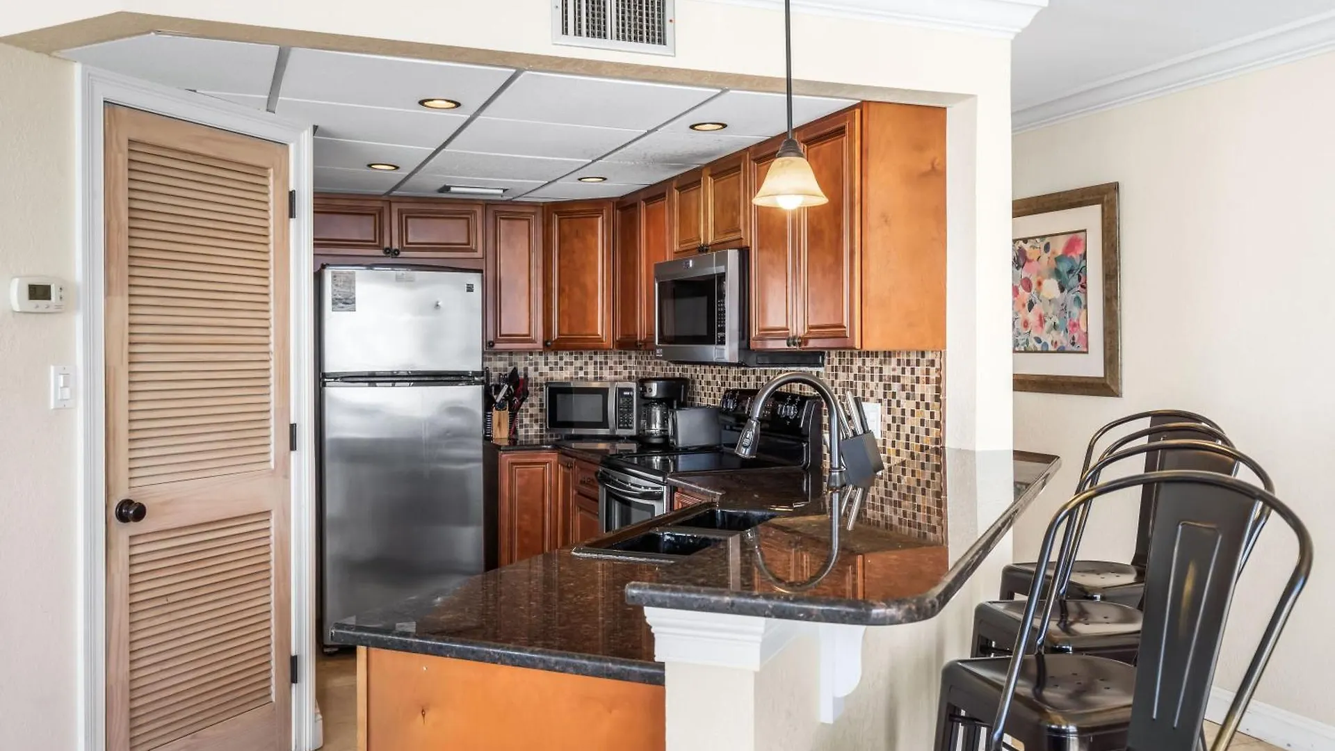 Aquavista Beach Resort By Sand Seeker Vacations Panama City Beach