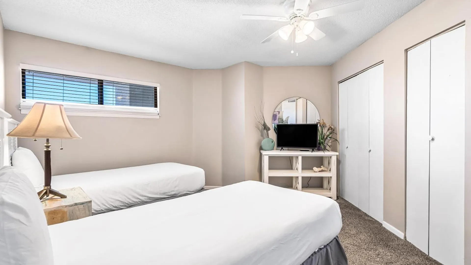 Apartment Aquavista Beach Resort By Sand Seeker Vacations Panama City Beach