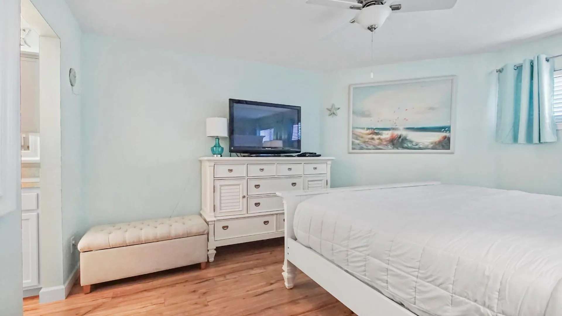 Apartment Aquavista Beach Resort By Sand Seeker Vacations Panama City Beach