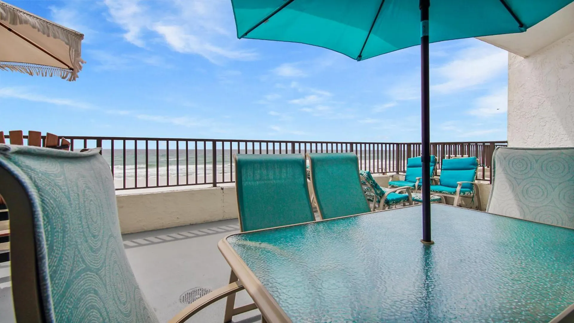 Aquavista Beach Resort By Sand Seeker Vacations Panama City Beach