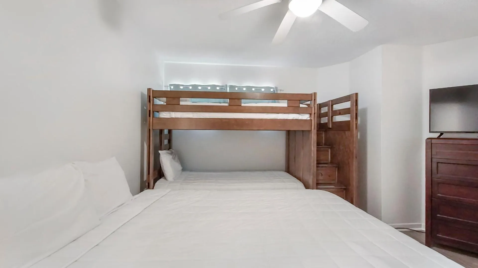 Aquavista Beach Resort By Sand Seeker Vacations Panama City Beach 0*,