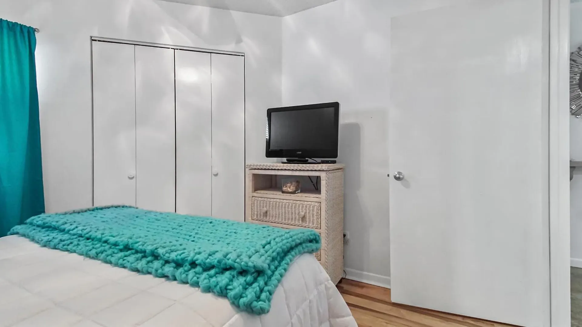Apartment Aquavista Beach Resort By Sand Seeker Vacations Panama City Beach