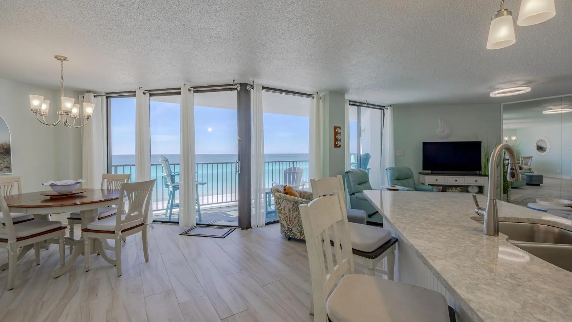 Aquavista Beach Resort By Sand Seeker Vacations Panama City Beach Apartment